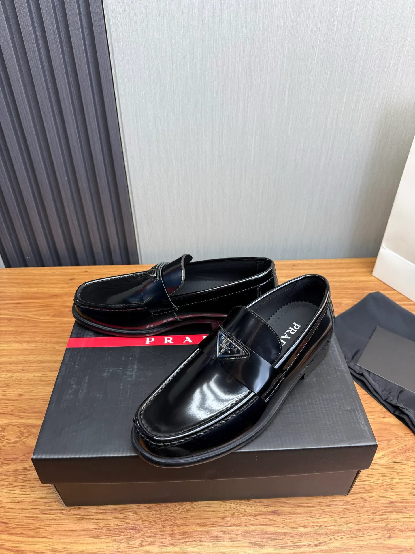 Factory price 580💰 ＰＲＡＤＡPrada. Men's business casual leather shoes, luxurious and noble👞All imported original brand leather materials, just to create a more comfortable wearing experience, upper: original cowhide. Frosted cowhide➕Imported full cowhide, original outsole✔️36-45 (45 non-returnable)